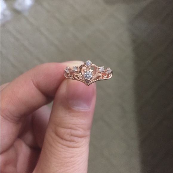 Rose Gold Crystal Princess Crown Ring - Picture 2 of 6